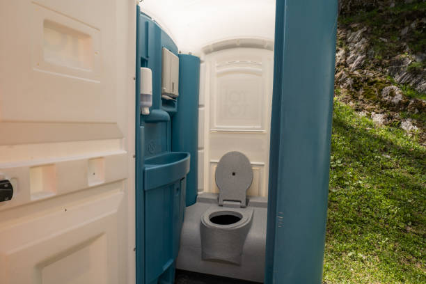 Best Porta potty rental near me  in Mission, SD